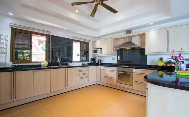 Fully functional kitchen, equipped with modern appliances