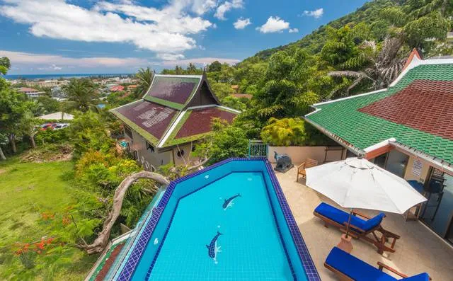 Upstairs sala view overlook the pool and Kata